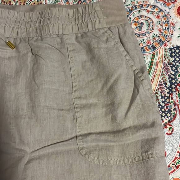 Linen skort - Picture 2 of 3